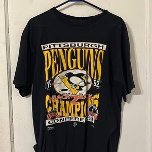 Vintage Pittsburgh penguins tee